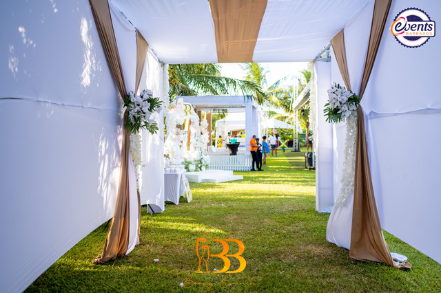 Boozy Brunch | 2024, photograph 4